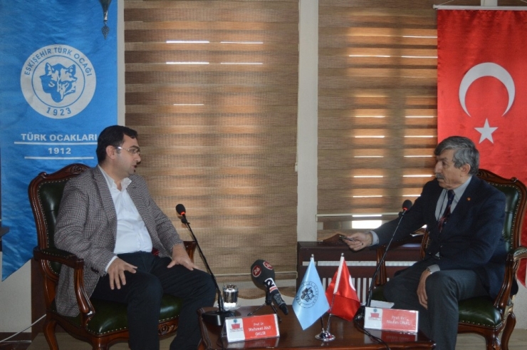 Prof. Dr. Okur: "Barış İsteniyorsa Yeni Suriye’nin Toprak Ve Nüfus Bütünlüğü İçin Türkiye Aynı Kıbrıs’ta Olduğu Gibi Garantör Olmalıdır"