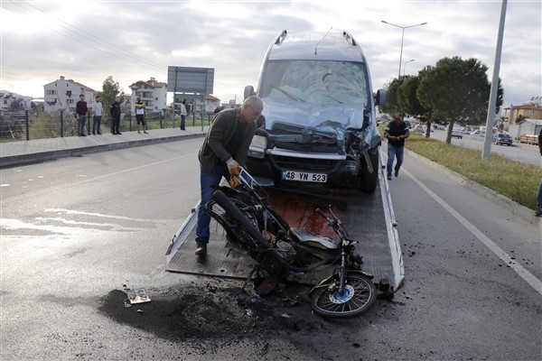 Fethiye’de Trafik Kazası: 1 Ölü, 2 Yaralı