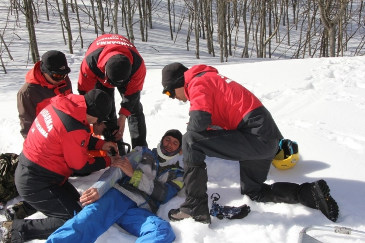 Jak Timleri Karla Kaplı Samanlı Dağları’nda Zorlu Görevlere Böyle Hazırlanıyor