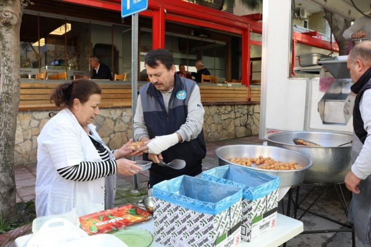 Manisa Büyükşehir Personelinden Şehitler İçin Lokma Hayrı