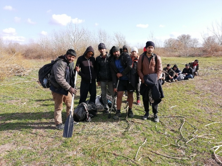 İnatçı Mülteci 13’üncü Kez Yunanistan’a Gitmeyi Deniyor