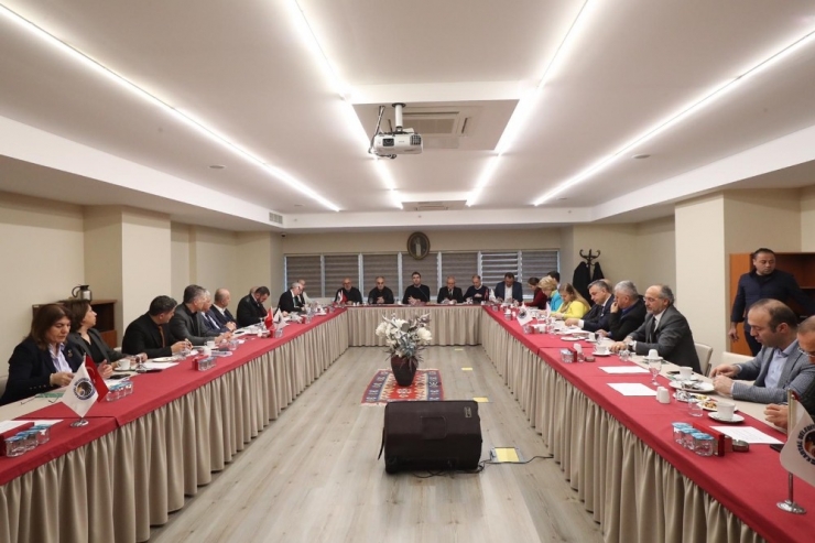 130. Muhtarlar Toplantısı, Başkan Gökhan Yüksel Öncülüğünde Gerçekleştirildi