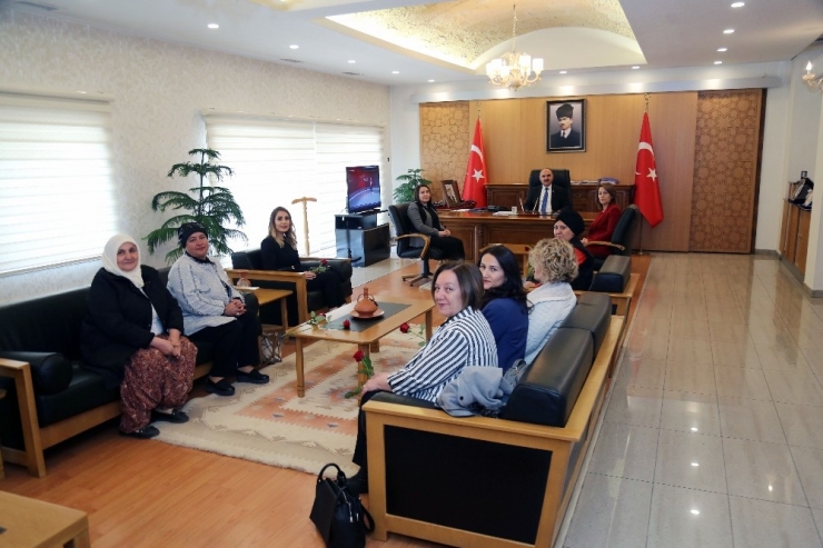 Vali Günaydın’a “8 Mart Dünya Kadınlar Günü” Ziyareti