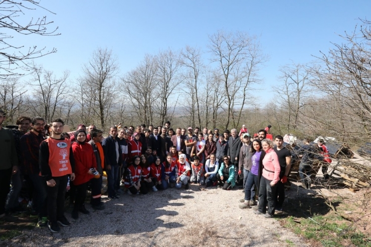 Adapazarı’nda 135 Kulübe Sahipsiz Hayvanlara Hediye Edildi