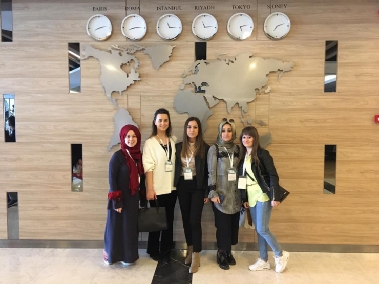 Altınküre Lisesi Öğrencileri Üniversite Stantlarını Gezdi