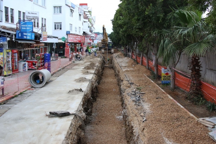 Aksu’da Alt Yapı Seferberliği