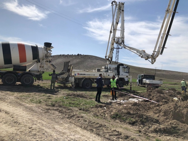 Polatlı İçme Suyu Hattına Neşter