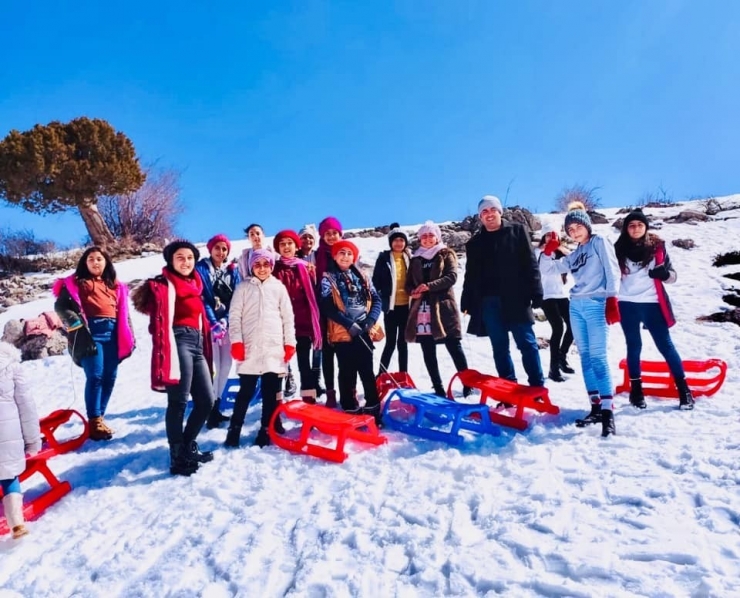 “Yeşilden Beyaza” Projesi İle İlk Defa Kar Gördüler