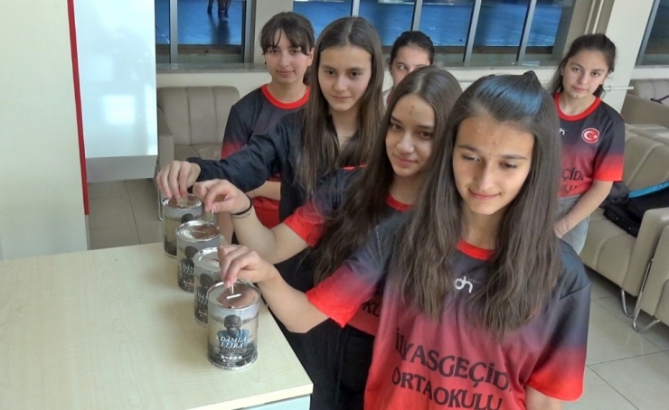 Kumbaralarda Biriken 1 Liralar Afrika’da Su Kuyusuna Dönüşecek