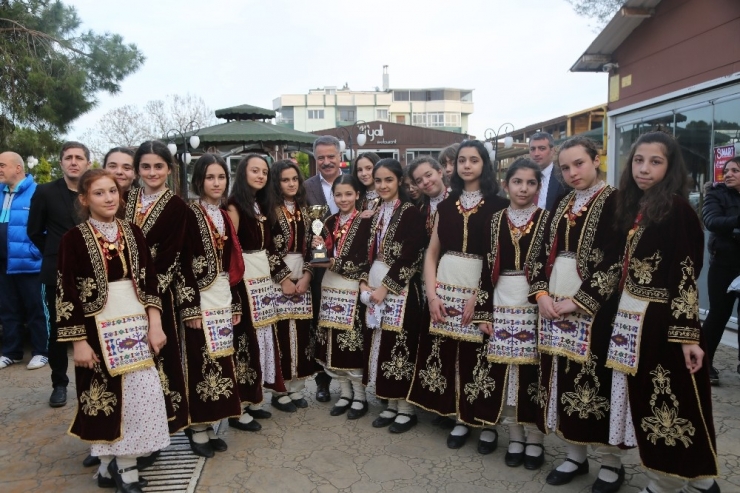 Başkan Deveci Şampiyonları Kutladı