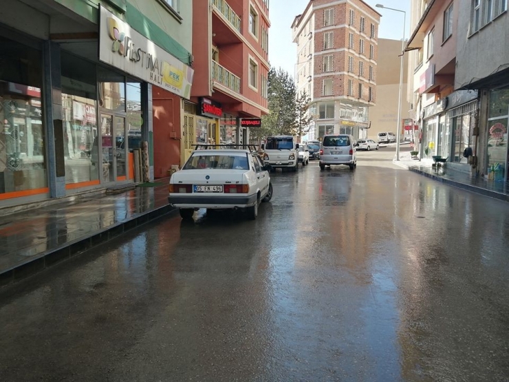 Bayburt’ta Bahar Temizliği Çalışmaları Devam Ediyor