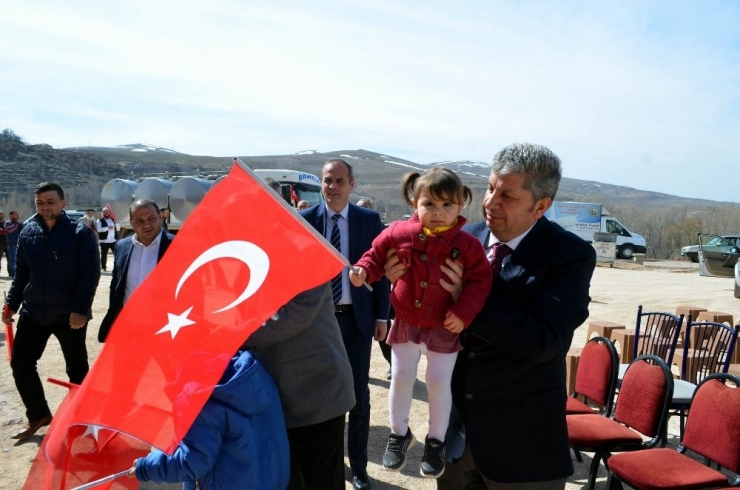 Bünyan’dan Mehmetçiğe 45 Ton Süt Gönderildi