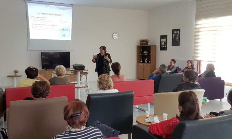 Çankaya’da Baharevi’nde İlk Yardım Semineri