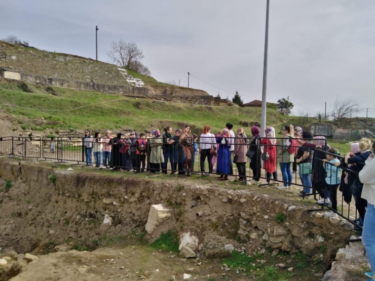 Kadınlar Gününde Anlamlı Gezi