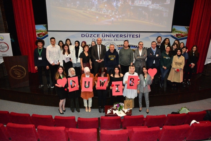 Rektör Çakar “Kız Öğrencilerin Oldukça Başarılı”