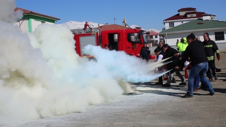 Erzincan’da Emniyet Personeline Yangın Eğitimi Verildi