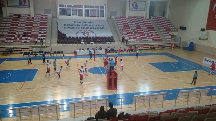 Melikgazi Voleybol Takımı 1. Lige Yükselme Maçlarına Çıkacak