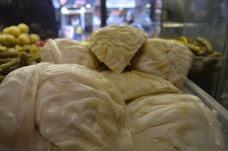 Canan Karatay’ın Açıklaması İle Turşucuların Yüzünü Güldü