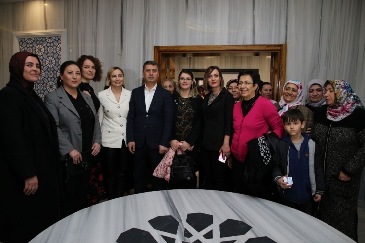 Kadınlara Özel Spor Merkezi, Kadınlar Gününde Hizmete Girdi