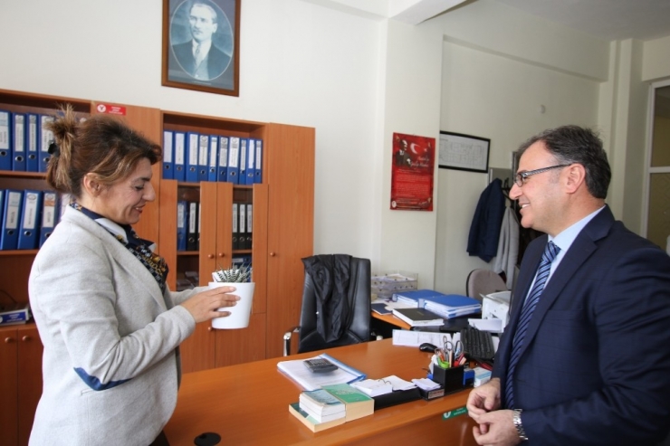 Özdoğan Bayan Personelin Kadınlar Gününü Kutladı