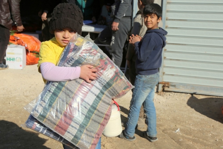 Suriyelilere Kış Yardımı