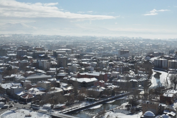 Kars’tan 80 İle Göç!