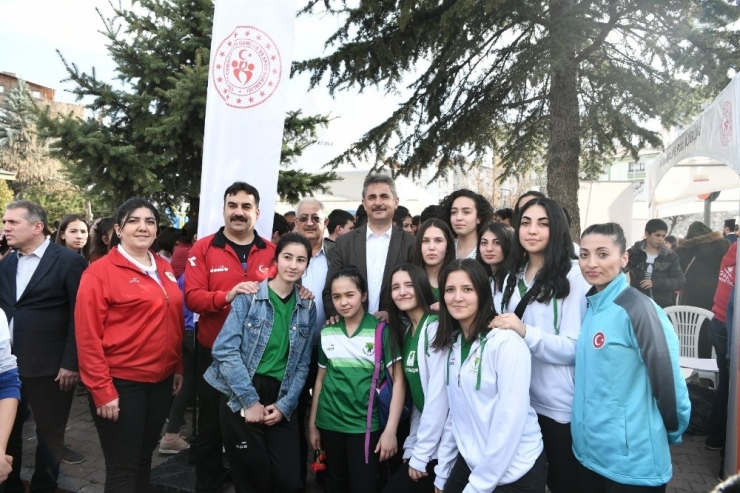 Mamak’ta Adımlar Kadınlar İçin Atıldı