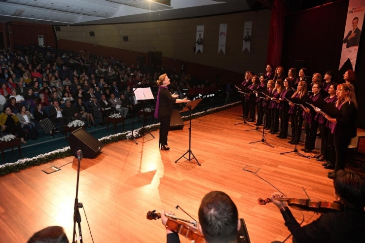 Başkan Seçer: “Özgürce Yaşayın. İstediğiniz Gibi Yaşayın, İstediğiniz Gibi Giyinin”