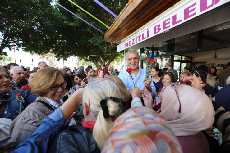 Üretici Kadınların Buluşma Mekanı Özgür Kafe Açıldı