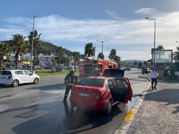 Seyir Halindeyken Alev Aldı