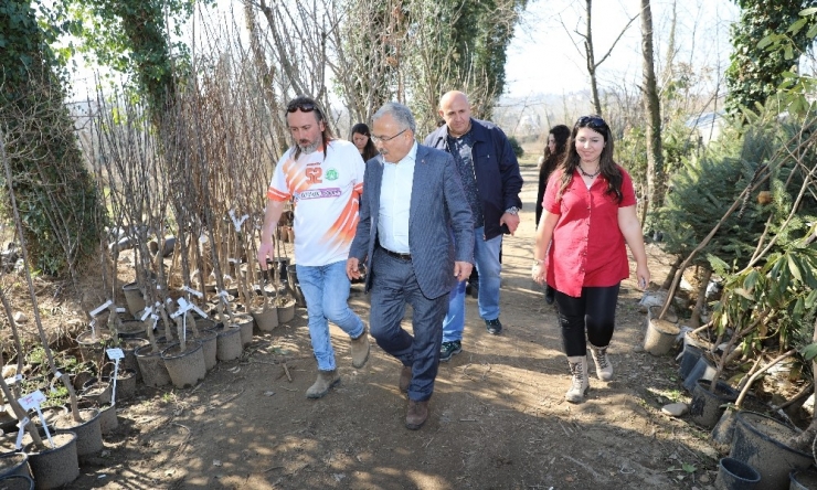 Öğretmenliği Bırakıp Botanikçi Oldu