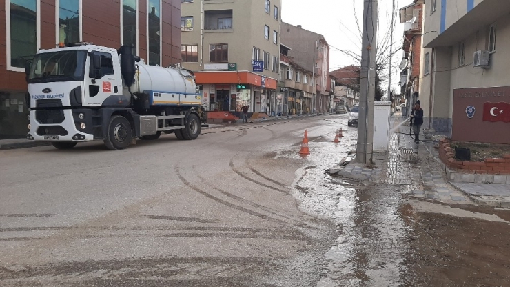 Pazaryeri Belediyesi Bahar Temizliğine Başladı