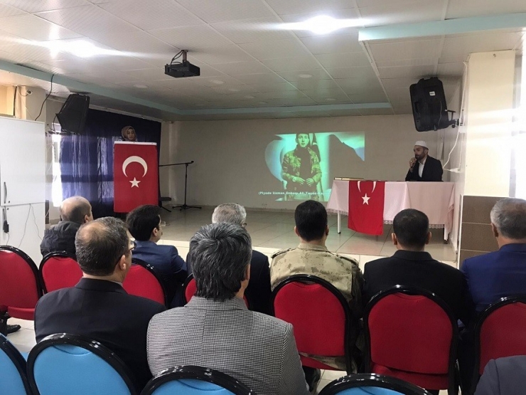 Şehitler İçin 38 Hatim Okundu