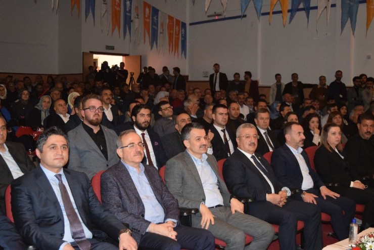 Pakdemirli: "Siz Yeter Ki Ekmeye Devam Edin"