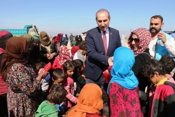 Telabyad’daki Ailelere Gıda Ve Giysi Yardımı