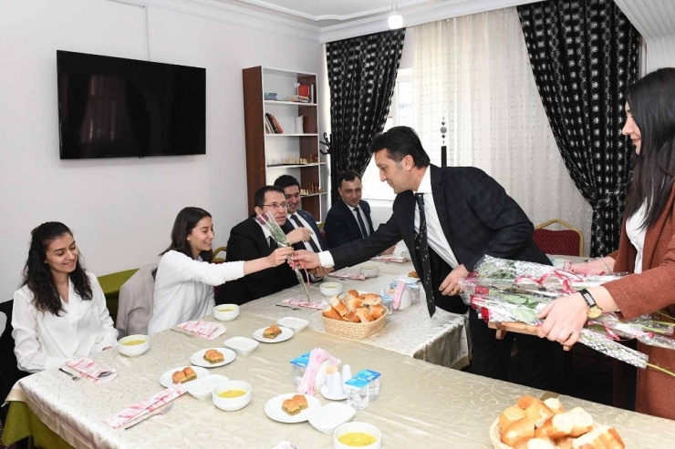 Çatak’ta 8 Mart Dünya Kadınlar Günü Etkinliği