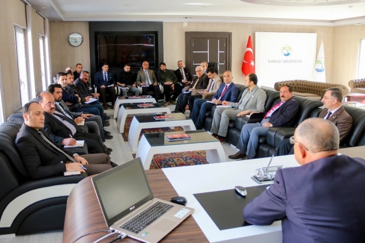 Yahyalı Belediyesi 2020 Yılı Projelerini Değerlendirdi
