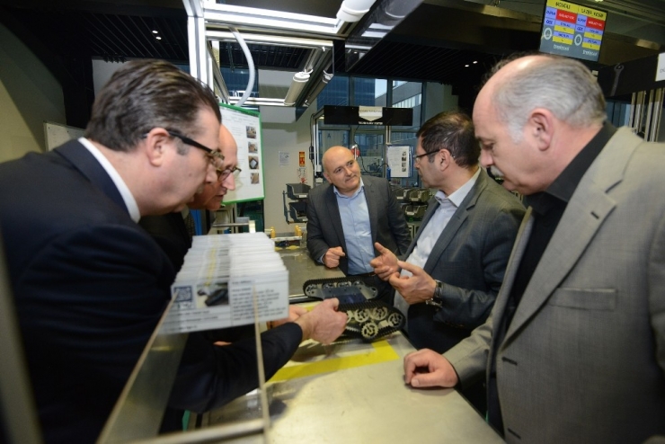 Geleceğin Fabrikasına Tam Not