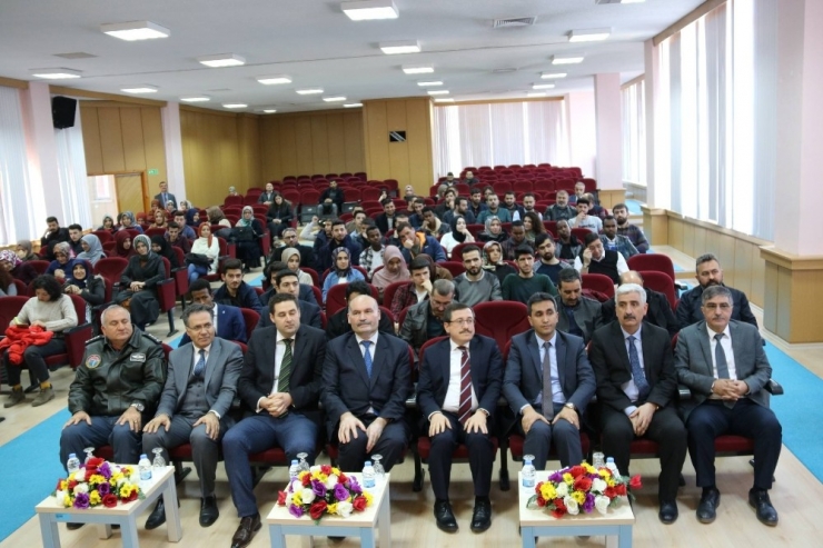 Malatya’da Türkiye Afrika İlişkileri Masaya Yatırıldı