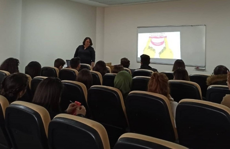 Adü’de ‘Çalışma Hayatında Duygusal Emek’ Semineri Gerçekleşti