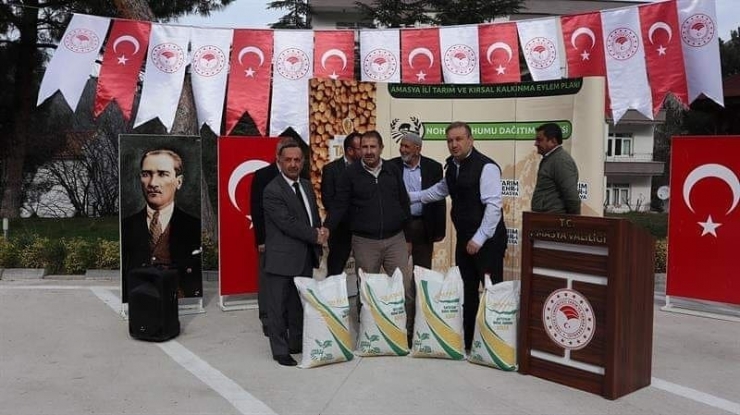 Amasya Çiftçisine Nohut Tohumu Desteği