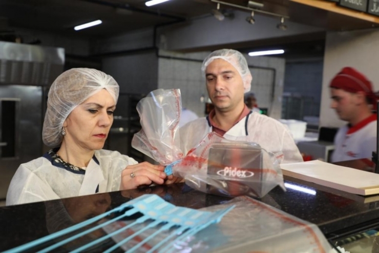 Antalya’da 82 Gıda İşletmesine İdari Para Cezası Uygulandı