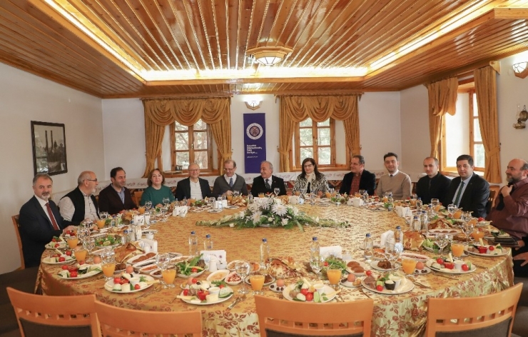 Dış Paydaşlar İle İş Birliği Görüşmeleri Sürüyor