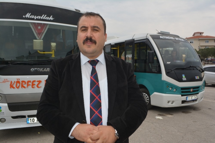 Ayvalık’ta Korona Virüse Karşı İlaçlamalar Sürüyor