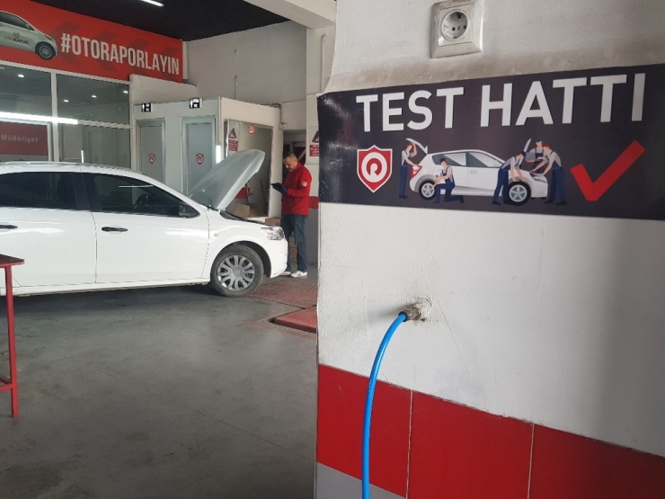 Binlerce Liralık Araçları Onların Ondayından Geçmeden Alınmıyorlar