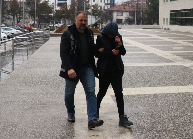 İç Çamaşırında Eroinle Yakalanan Şahıstan İlginç Savunma