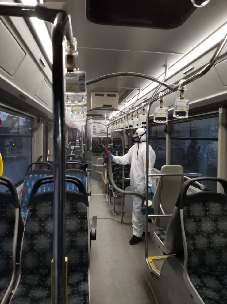 Gemlik Otobüslerinde Korona Virüse Karşı İlaçlama