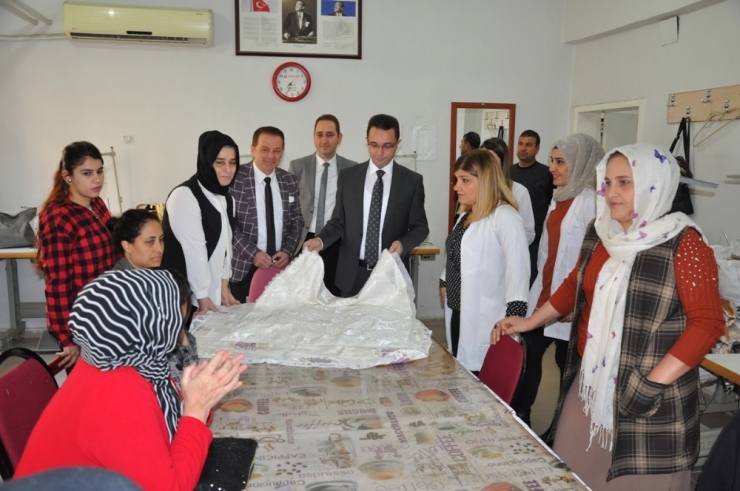 Kaymakam Sinanoğlu’ndan Çatom’a Ziyaret