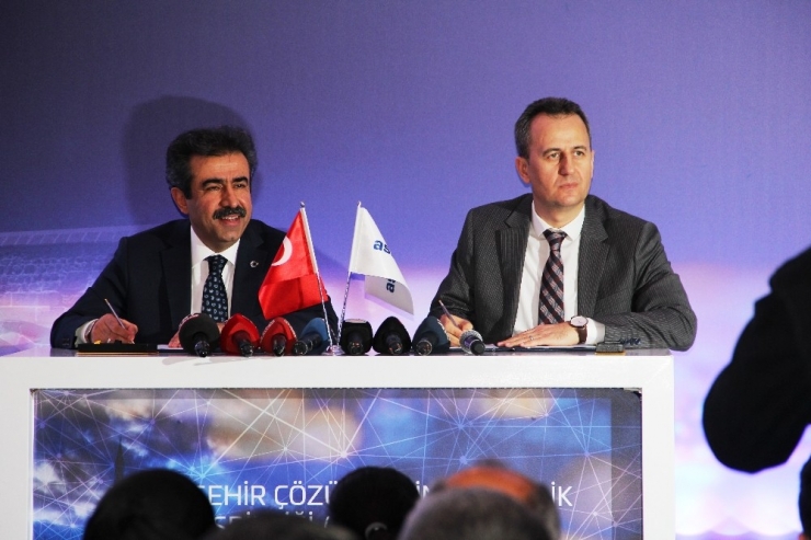 Diyarbakır’da ‘Akıllı Şehir Çözümlerine Yönelik İş Birliği Anlaşması’ İmzalandı