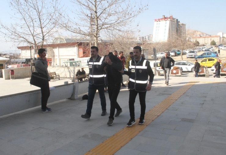 13 Suç Kaydı Olan Hırsızlık Şüphelisi Yakalandı